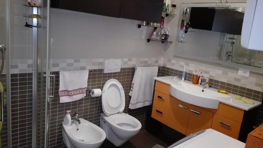 casa indipendente in vendita a Gaggio Montano