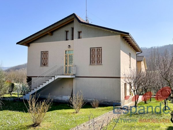 casa indipendente in vendita a Gaggio Montano