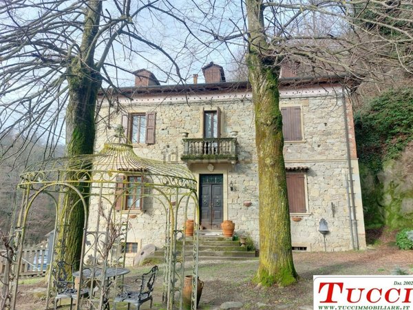 casa indipendente in vendita a Gaggio Montano
