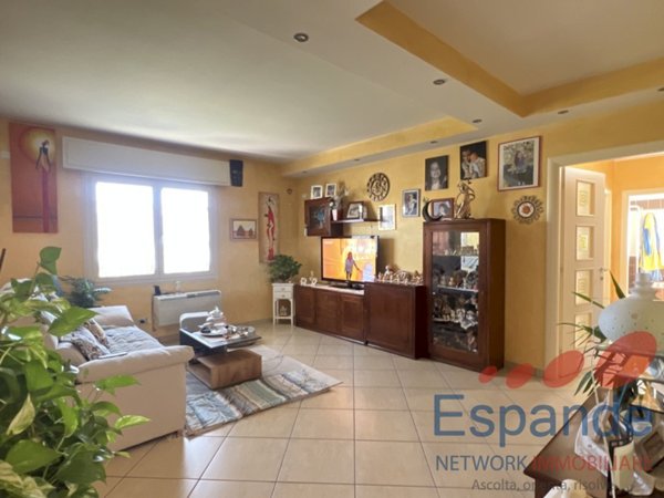 casa indipendente in vendita a Gaggio Montano