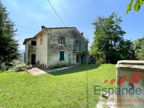 casa indipendente in vendita a Gaggio Montano in zona Marano