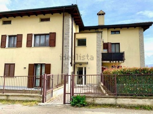 appartamento in vendita a Gaggio Montano in zona Marano