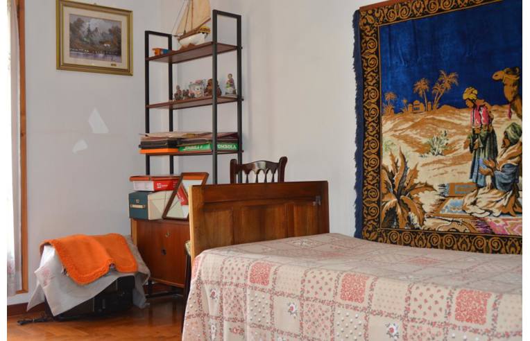 casa indipendente in vendita a Gaggio Montano