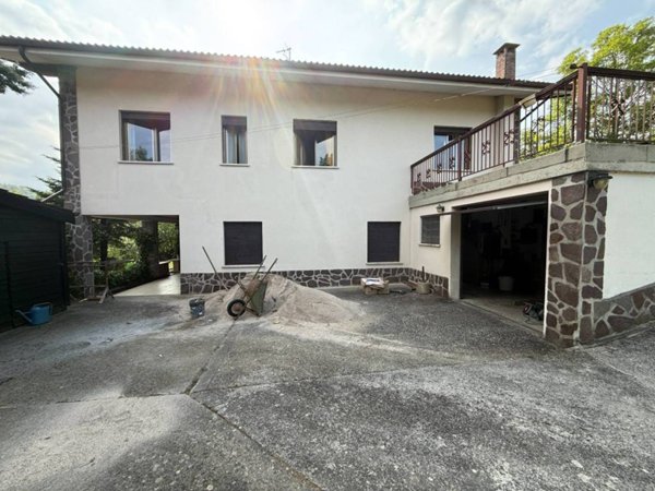 casa indipendente in vendita a Gaggio Montano in zona Silla