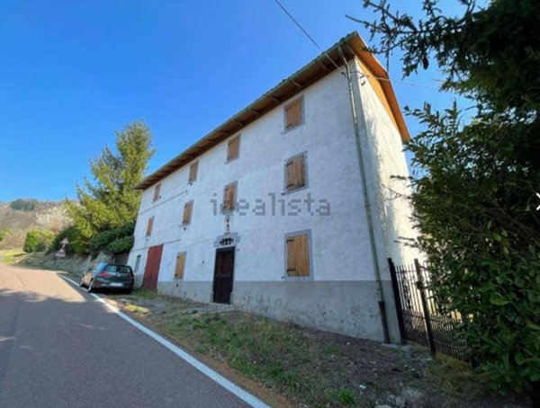 casa indipendente in vendita a Gaggio Montano