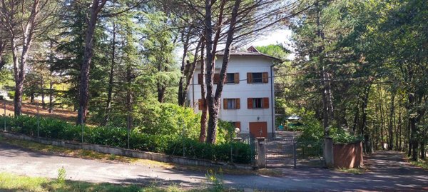 casa indipendente in vendita a Gaggio Montano in zona Marano