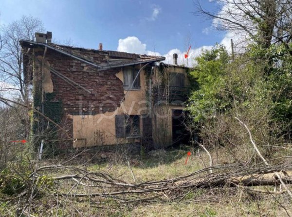 casa indipendente in vendita a Gaggio Montano