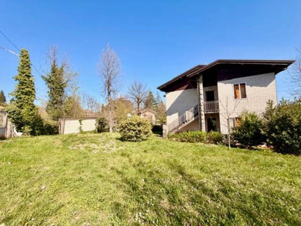 casa indipendente in vendita a Gaggio Montano in zona Silla
