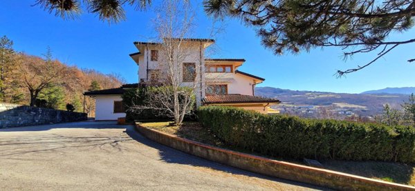 appartamento in vendita a Gaggio Montano in zona Silla