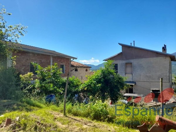 casa indipendente in vendita a Gaggio Montano