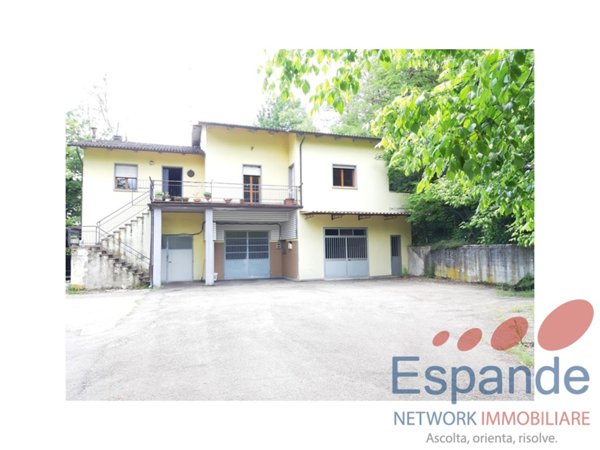 casa indipendente in vendita a Gaggio Montano in zona Silla
