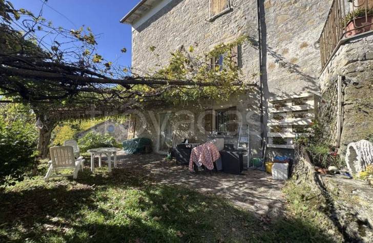 casa indipendente in vendita a Gaggio Montano