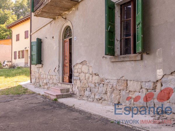casa indipendente in vendita a Gaggio Montano