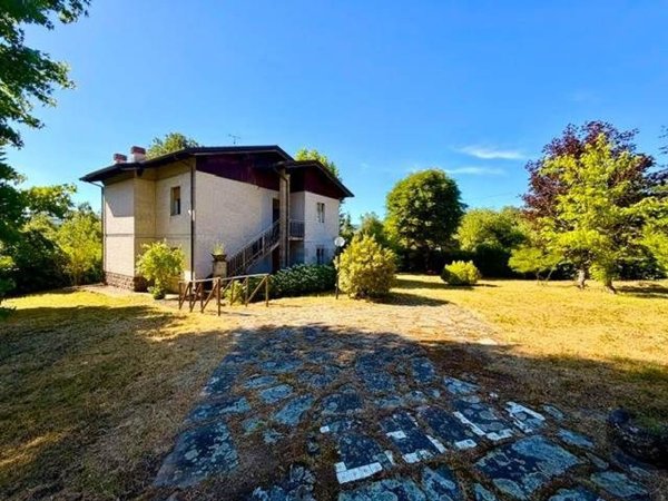 casa indipendente in vendita a Gaggio Montano