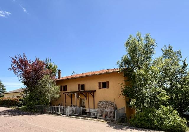 casa indipendente in vendita a Gaggio Montano in zona Abetaia