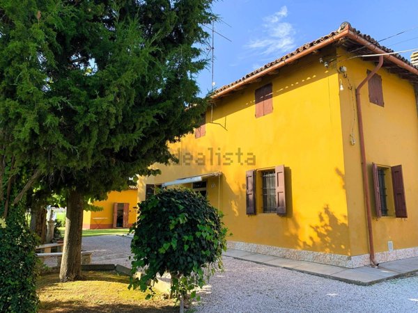 casa indipendente in vendita a Galliera