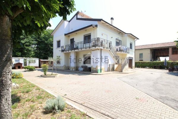 casa indipendente in vendita a Galliera