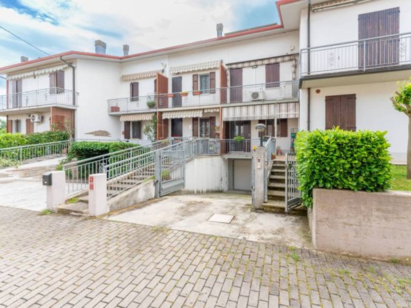 casa indipendente in vendita a Galliera