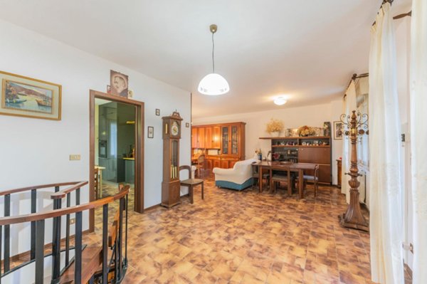 casa indipendente in vendita a Galliera