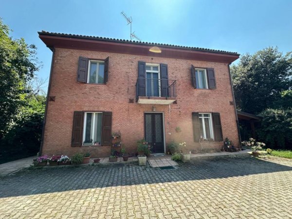 casa indipendente in vendita a Galliera