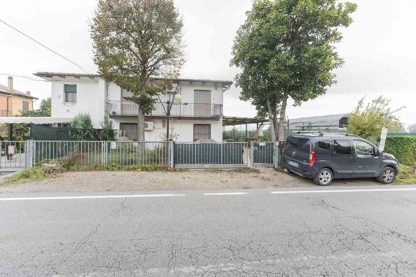 casa indipendente in vendita a Galliera