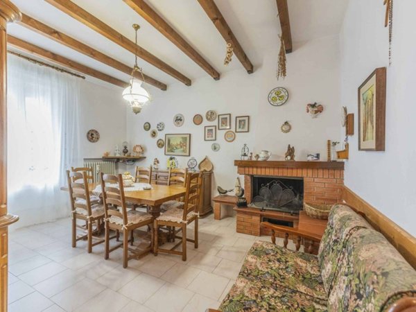 casa indipendente in vendita a Galliera