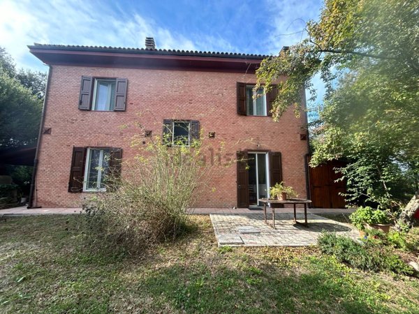 casa indipendente in vendita a Galliera