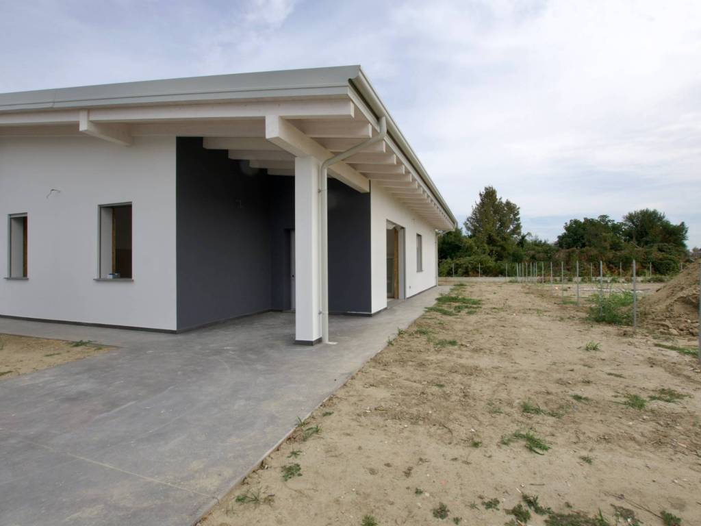 casa indipendente in vendita a Galliera