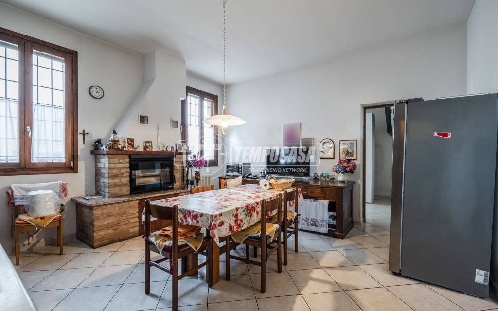 casa indipendente in vendita a Galliera