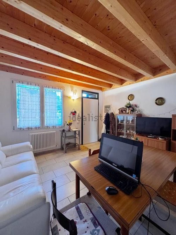 casa indipendente in vendita a Galliera