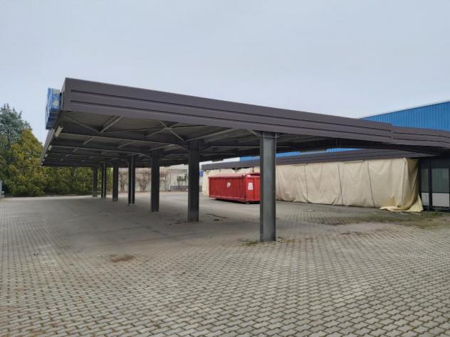 locale commerciale in vendita a Granarolo dell'Emilia in zona Cadriano