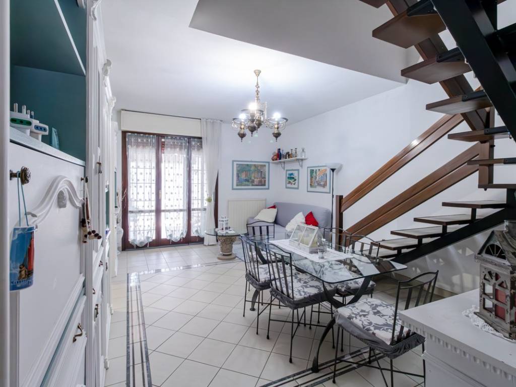 casa indipendente in vendita a Granarolo dell'Emilia in zona Lovoleto