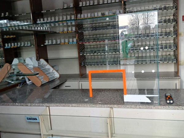 negozio in vendita a Granarolo dell'Emilia in zona Lovoleto