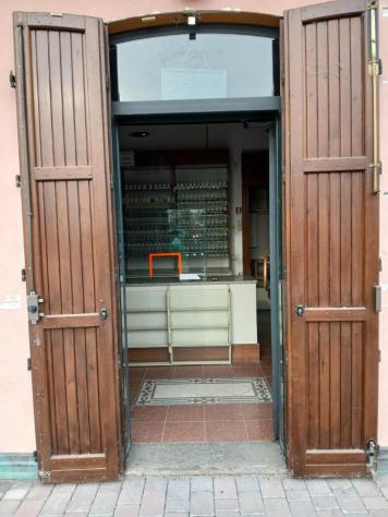 negozio in vendita a Granarolo dell'Emilia in zona Lovoleto