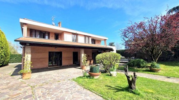 casa indipendente in vendita a Granarolo dell'Emilia in zona Viadagola