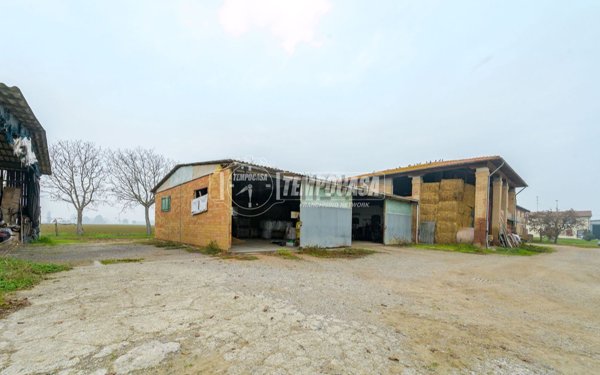 locale di sgombero in vendita a Granarolo dell'Emilia