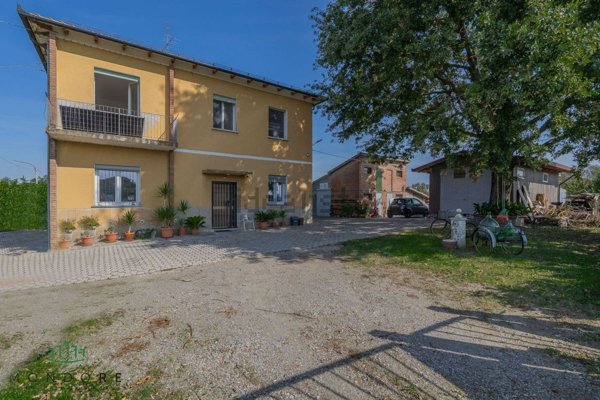 casa indipendente in vendita a Granarolo dell'Emilia in zona Cadriano