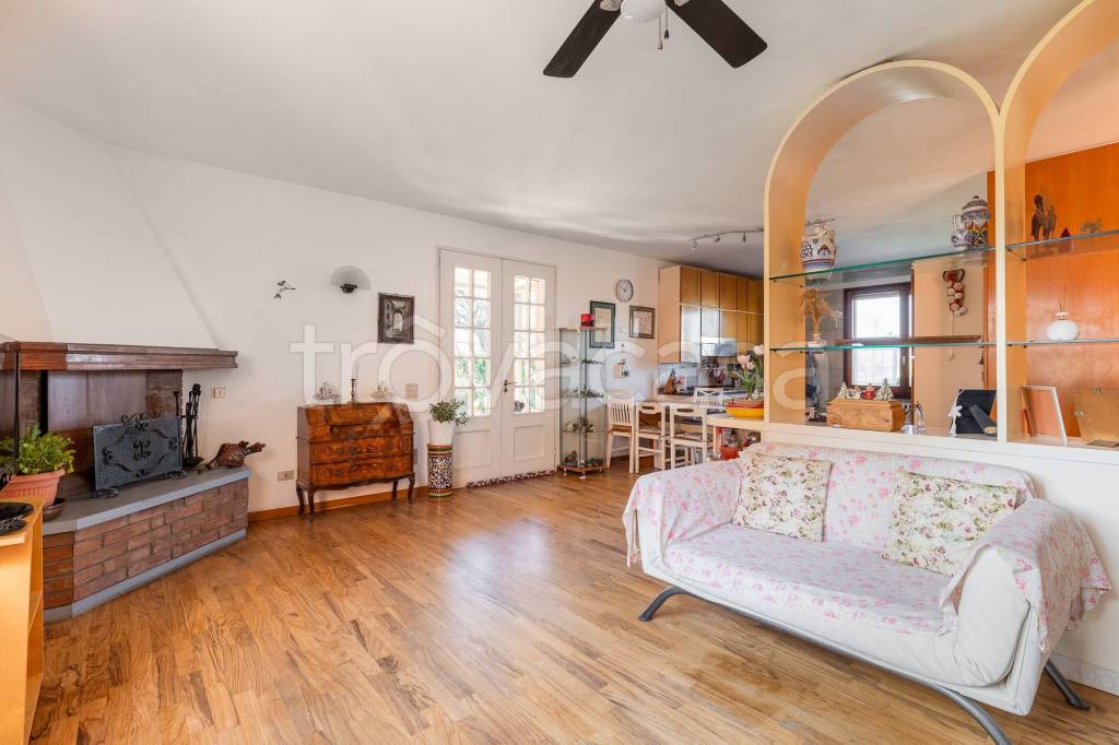 casa indipendente in vendita a Granarolo dell'Emilia in zona Viadagola