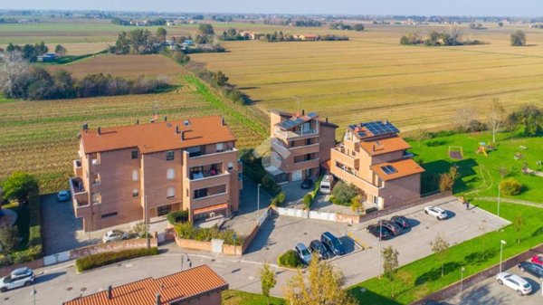casa indipendente in vendita a Granarolo dell'Emilia