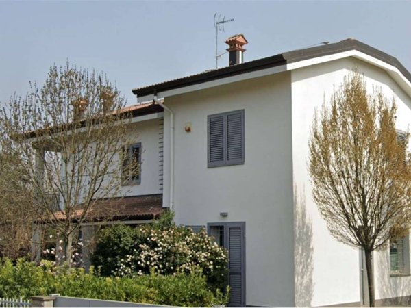 casa indipendente in vendita a Granarolo dell'Emilia