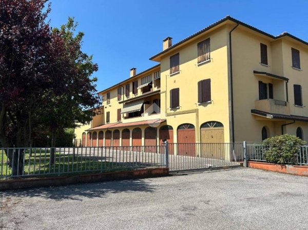 appartamento in vendita a Granarolo dell'Emilia in zona Viadagola