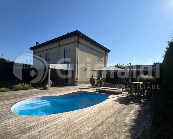 casa indipendente in vendita a Granarolo dell'Emilia in zona Cadriano