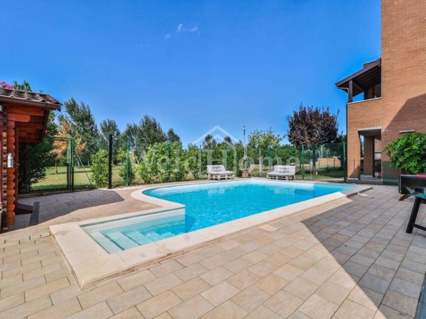 casa indipendente in vendita a Granarolo dell'Emilia