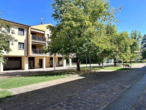 ufficio in vendita a Granarolo dell'Emilia in zona Quarto Inferiore