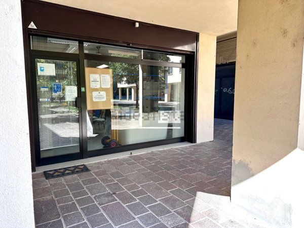 ufficio in vendita a Granarolo dell'Emilia in zona Quarto Inferiore