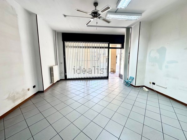 ufficio in vendita a Granarolo dell'Emilia in zona Quarto Inferiore