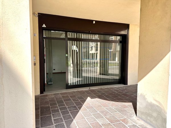 ufficio in vendita a Granarolo dell'Emilia in zona Quarto Inferiore