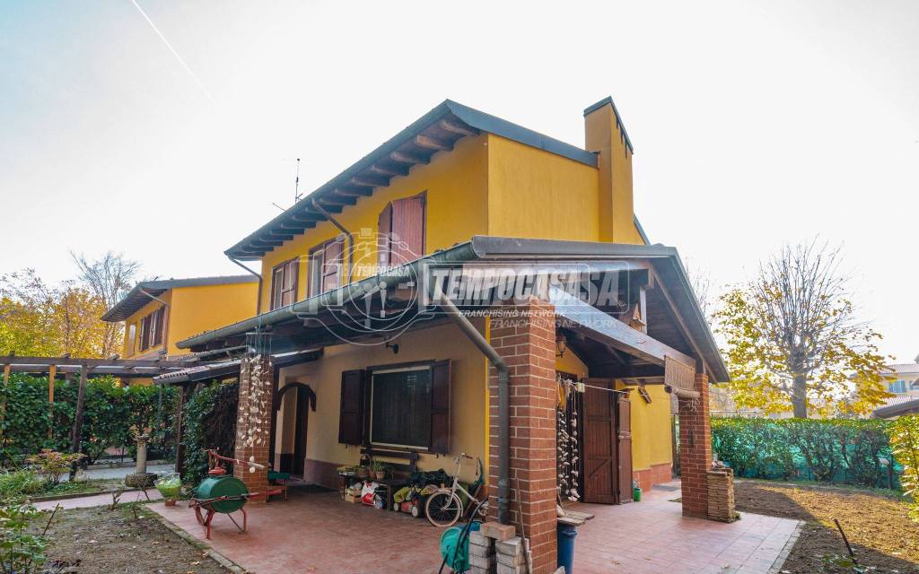 casa indipendente in vendita a Granarolo dell'Emilia in zona Cadriano