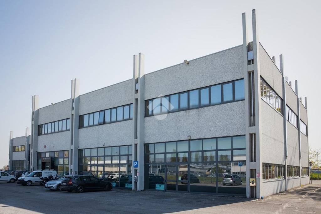 ufficio in vendita a Granarolo dell'Emilia in zona Cadriano