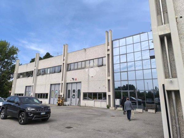 ufficio in vendita a Granarolo dell'Emilia in zona Cadriano